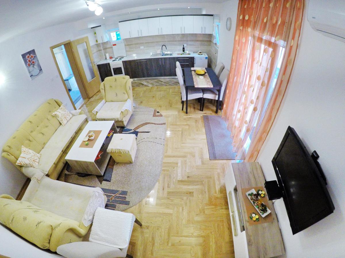 Apartman Spirto 特雷比涅 外观 照片